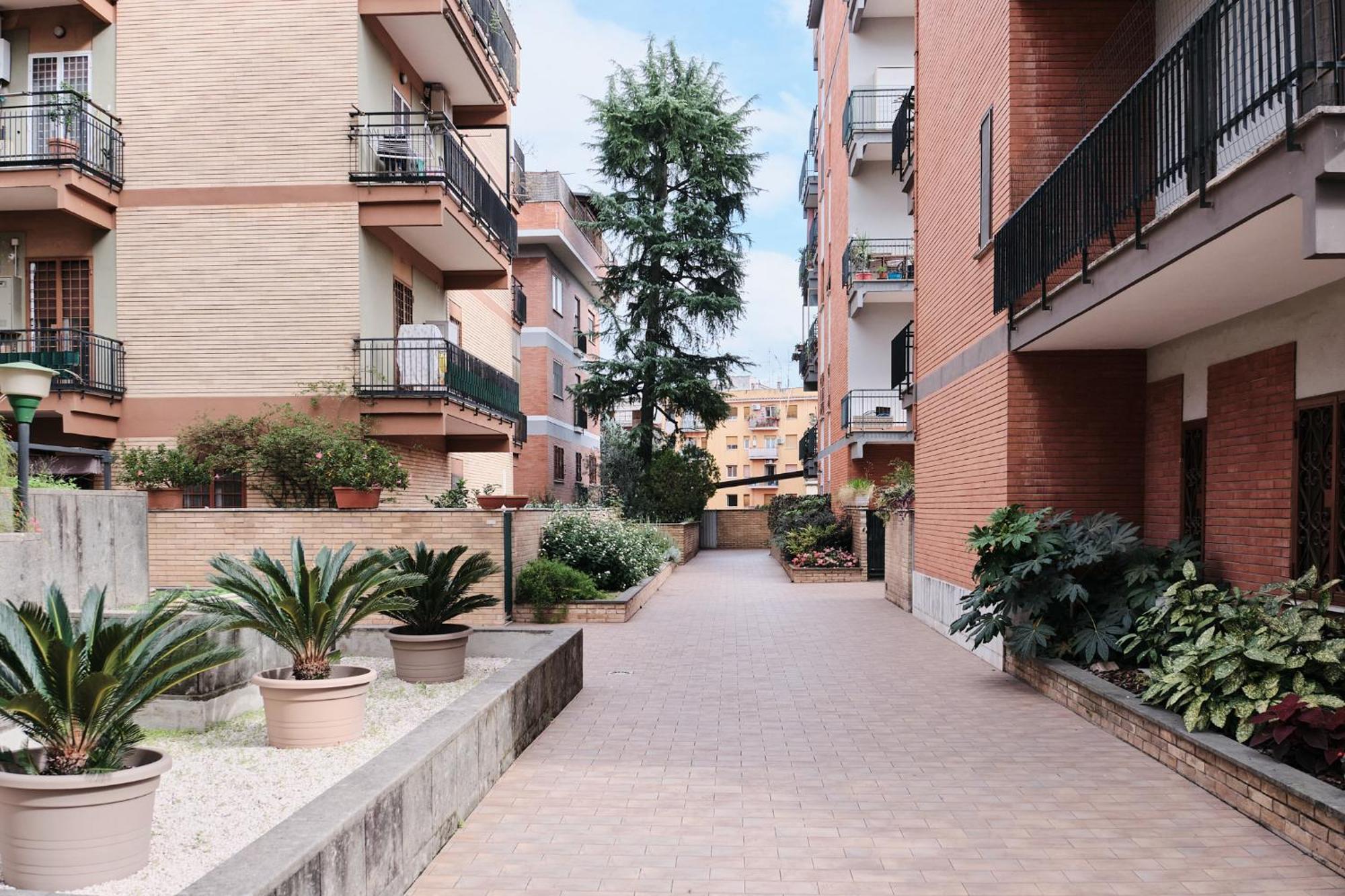 Parcheggio Gratuito, Wi-Fi -Netflix & Ac Apartment Roma Ngoại thất bức ảnh