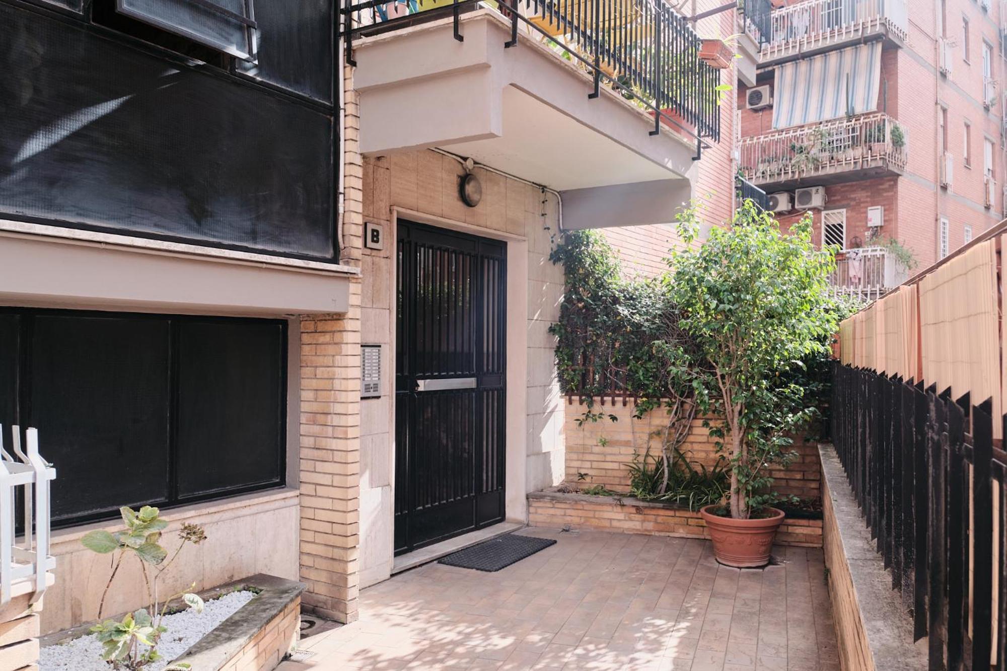 Parcheggio Gratuito, Wi-Fi -Netflix & Ac Apartment Roma Ngoại thất bức ảnh
