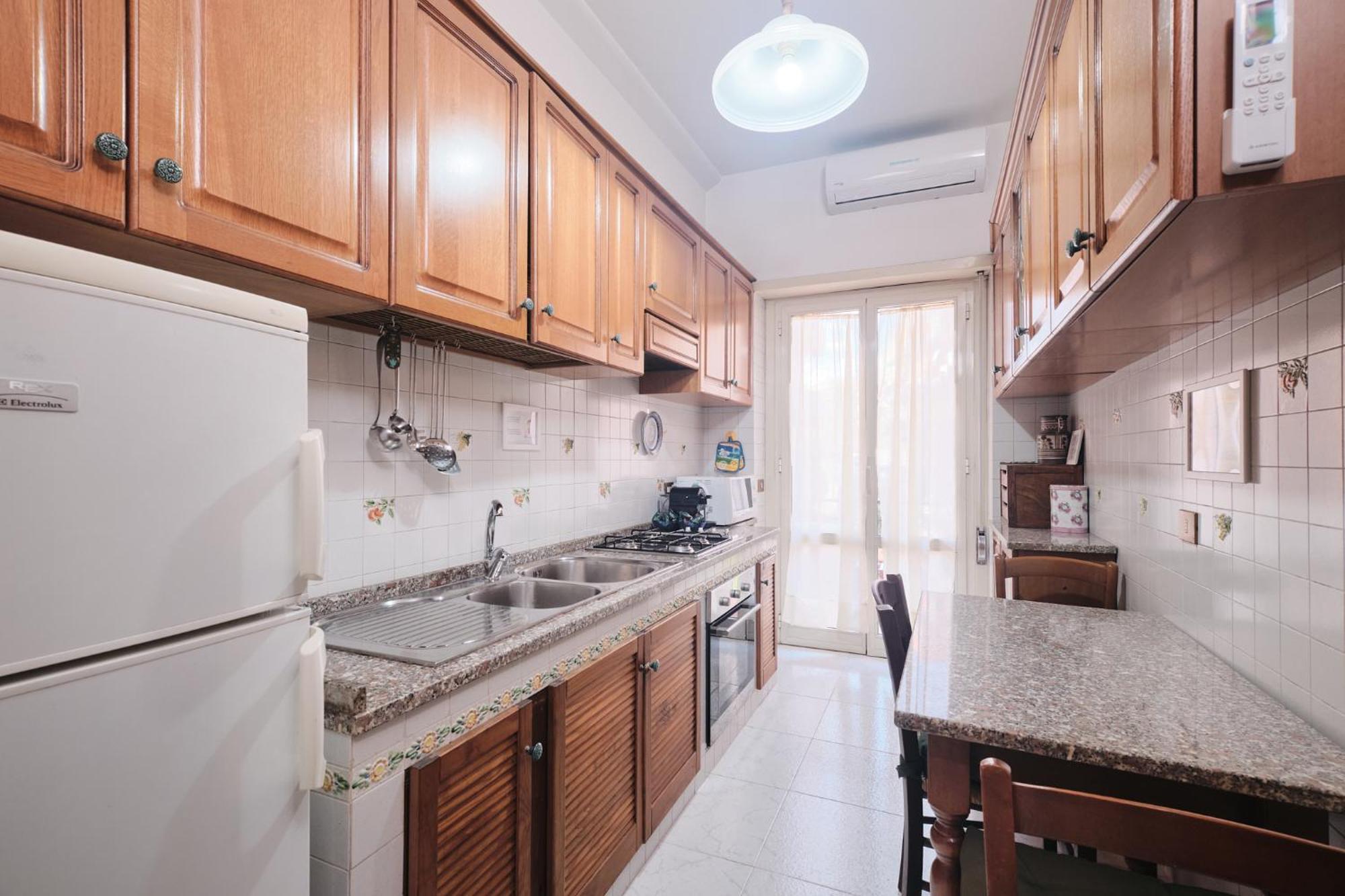 Parcheggio Gratuito, Wi-Fi -Netflix & Ac Apartment Roma Ngoại thất bức ảnh